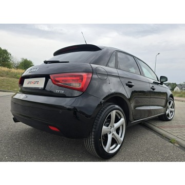 Audi A1  Hatchback 2014,  1.2 benzyna - Na sprzedaż za 29 500 zł - Więcławice Stare - zdjęcie 9
