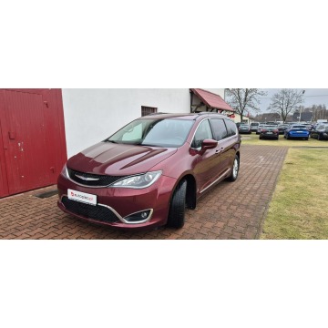Chrysler Pacifica  Minivan/Van 2018,  3.6 benzyna, automat - Na sprzedaż za 71 800 zł - Paproć - zdjęcie 3