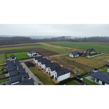 Sprzedam dom Gdynia -  bliźniak jednopiętrowy,  pow.  130 m2,  działka:   240 m2 - zdjęcie 4