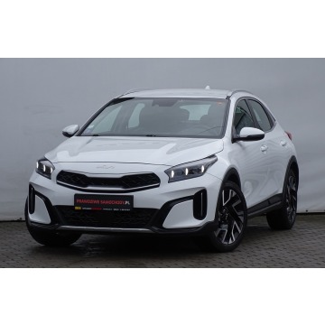 Kia   Hatchback 2023,  1.5 benzyna, automat - Na sprzedaż za 76 900 zł - Mielec - zdjęcie 8