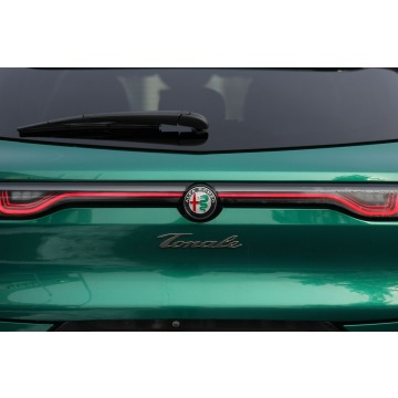Alfa Romeo Tonale  SUV 2022,  1.5 benzyna, automat - Na sprzedaż za 119 900 zł - Tychy - zdjęcie 11