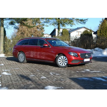 Mercedes - Benz E-klasa 2019,  2.0 hybryda, automat - Na sprzedaż za 123 000 zł - Słupsk - zdjęcie 3