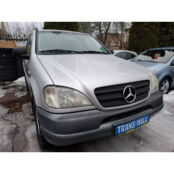 Mercedes - Benz ML-klasa  SUV 2000,  3.2 benzyna, automat - Na sprzedaż za 21 900 zł - Lublin - zdjęcie 3
