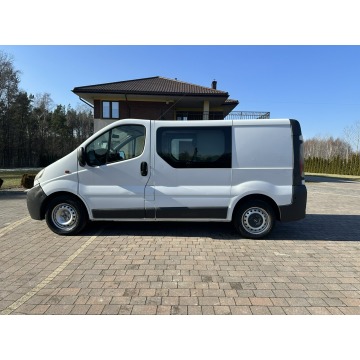 Opel Vivaro  Bus 2005,  1.9 diesel - Na sprzedaż za 20 000 zł - Lipówki - zdjęcie 5