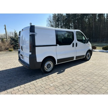 Opel Vivaro  Bus 2005,  1.9 diesel - Na sprzedaż za 20 000 zł - Lipówki - zdjęcie 11