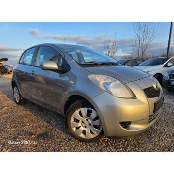 Toyota Yaris  Hatchback 2007,  1.3 benzyna - Na sprzedaż za 14 999 zł - Nowe Sójki - zdjęcie 3