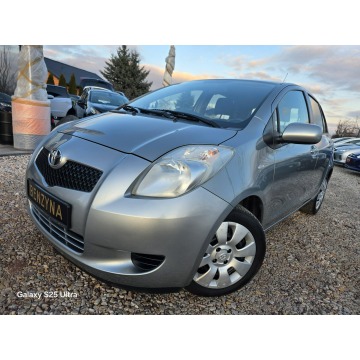 Toyota Yaris  Hatchback 2007,  1.3 benzyna - Na sprzedaż za 14 999 zł - Nowe Sójki - zdjęcie 12