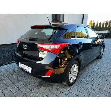 Hyundai i30  Hatchback 2013,  1.4 benzyna - Na sprzedaż za 29 900 zł - Jatutów - zdjęcie 7