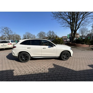 Mercedes - Benz GLC-klasa  SUV 2023,  2.0 benzyna, automat - Na sprzedaż za 246 000 zł - Słupsk - zdjęcie 6