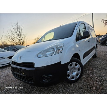 Peugeot Partner 2013,  1.6 diesel - Na sprzedaż za 18 999 zł - Nowe Sójki - zdjęcie 2