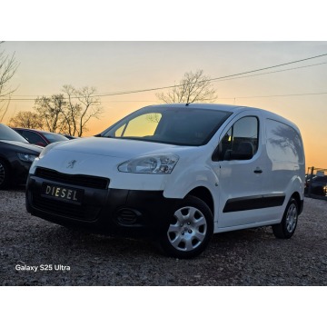 Peugeot Partner 2013,  1.6 diesel - Na sprzedaż za 18 999 zł - Nowe Sójki - zdjęcie 6