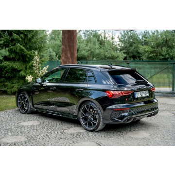 Audi RS3  Hatchback 2023,  2.5 benzyna, automat - Na sprzedaż za 224 777 zł - Ropczyce - zdjęcie 2