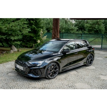 Audi RS3  Hatchback 2023,  2.5 benzyna, automat - Na sprzedaż za 224 777 zł - Ropczyce - zdjęcie 12