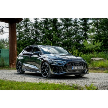 Audi RS3  Hatchback 2023,  2.5 benzyna, automat - Na sprzedaż za 224 777 zł - Ropczyce - zdjęcie 10