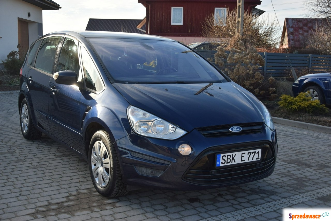Ford S-MAX 2011
