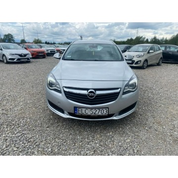 Opel Insignia 2015,  2.0 diesel - Na sprzedaż za 31 800 zł - Rawa Mazowiecka - zdjęcie 2