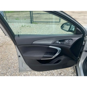 Opel Insignia 2015,  2.0 diesel - Na sprzedaż za 31 800 zł - Rawa Mazowiecka - zdjęcie 12