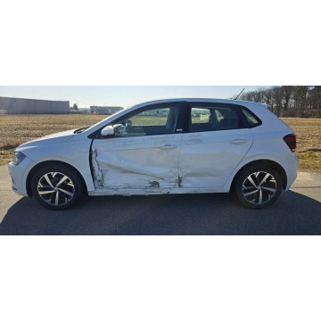 Volkswagen Polo  Hatchback 2019,  1.0 benzyna - Na sprzedaż za 28 999 zł - Pleszew - zdjęcie 7