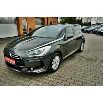 Citroen DS5  Liftback 2014,  1.6 diesel - Na sprzedaż za 30 900 zł - Płock - zdjęcie 2