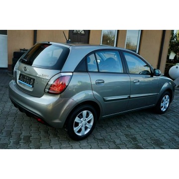 Kia Rio  Liftback 2010,  1.5 diesel - Na sprzedaż za 12 899 zł - Płock - zdjęcie 7
