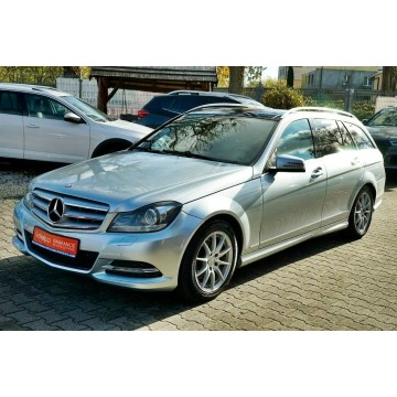Mercedes - Benz C-klasa 2013,  2.1 diesel - Na sprzedaż za 31 900 zł - Płock - zdjęcie 9