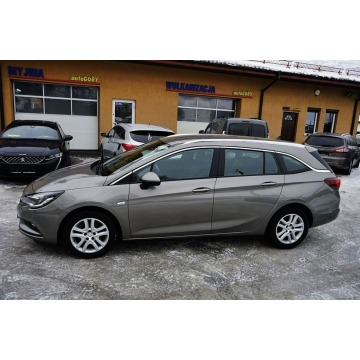 Opel Astra 2016,  1.6 diesel - Na sprzedaż za 28 400 zł - Płock - zdjęcie 8