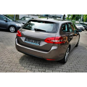 Peugeot 308 2014,  1.2 benzyna - Na sprzedaż za 23 900 zł - Płock - zdjęcie 8