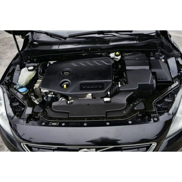 Volvo V40  Liftback 2013,  1.6 diesel - Na sprzedaż za 23 899 zł - Płock - zdjęcie 9