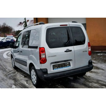 Citroen Berlingo 2011,  1.6 diesel - Na sprzedaż za 18 800 zł - Płock - zdjęcie 4
