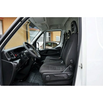 Iveco Daily 2015,  2.3 diesel - Na sprzedaż za 41 800 zł - Płock - zdjęcie 10