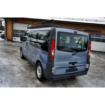 Opel Vivaro 2008,  2.5 diesel - Na sprzedaż za 19 400 zł - Płock - zdjęcie 6