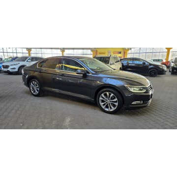 Volkswagen Passat - 1 REJ 2019  ZOBACZ OPIS !! W podanej cenie roczna gwarancja