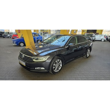 Volkswagen Passat  Sedan/Limuzyna 2018,  2.0 diesel, automat - Na sprzedaż za 58 800 zł - Mysłowice - zdjęcie 3