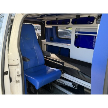 Peugeot Expert oryginalny Ambulans Karetka 2.0HDI... - Pojazdy specjalistyczne - Gostyń - zdjęcie 9
