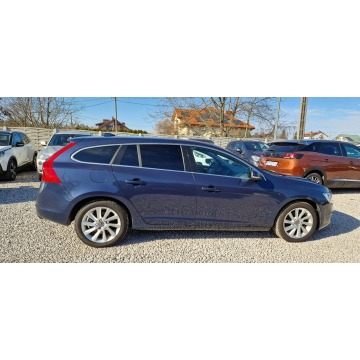 Volvo V60 2015,  2.0 diesel - Na sprzedaż za 43 900 zł - Płock - zdjęcie 12