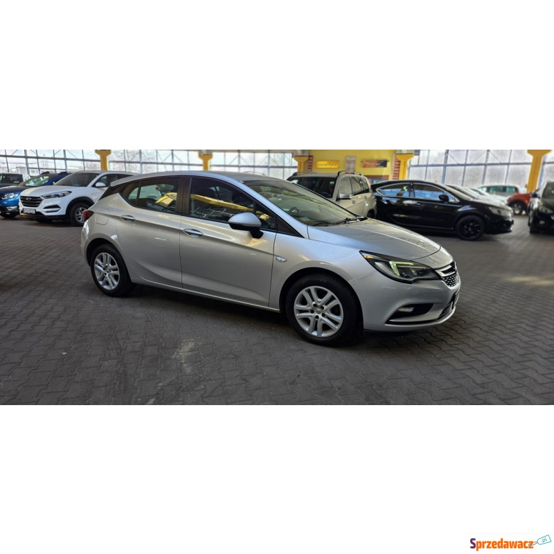 Opel Astra  Hatchback 2018,  1.4 benzyna - Na sprzedaż za 47 800 zł - Mysłowice