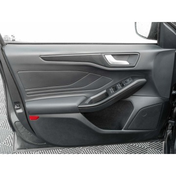 Ford Focus  Kombi 2023,  2.3 benzyna, automat - Na sprzedaż za 113 600 zł - Gdańsk - zdjęcie 12