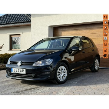 Volkswagen Golf - VII 13r. benzyna 5 drzwi bezwypadkowy z Niemiec