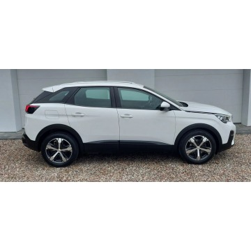 Peugeot 3008  SUV 2017,  1.2 benzyna - Na sprzedaż za 49 999 zł - Zambrów - zdjęcie 4