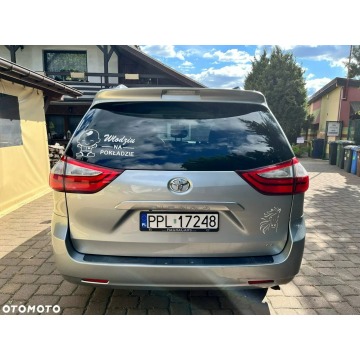 Toyota Sienna  Minivan/Van 2015,  3.5 benzyna, automat - Na sprzedaż za 70 500 zł - Gizałki - zdjęcie 4