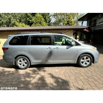 Toyota Sienna  Minivan/Van 2015,  3.5 benzyna, automat - Na sprzedaż za 70 500 zł - Gizałki - zdjęcie 5