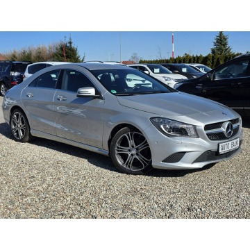 Mercedes CLA 180 - 1.6 122ps Benzyna Klimatyzacja Xenon Led Navi Kamera Czarny Sufit