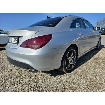Mercedes - Benz CLA-klasa  Sedan/Limuzyna 2014,  1.6 benzyna - Na sprzedaż za 59 900 zł - Gniezno - zdjęcie 4