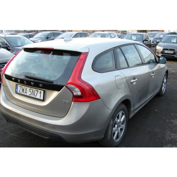 Volvo V60 2013,  1.6 diesel - Na sprzedaż za 23 600 zł - Piła - zdjęcie 3