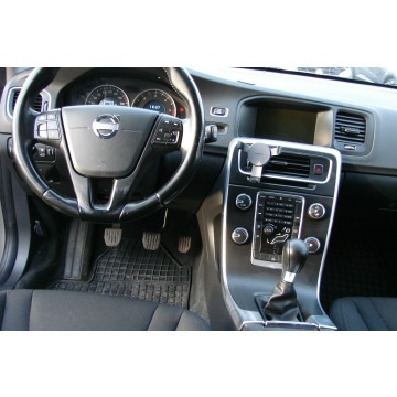 Volvo V60 2013,  1.6 diesel - Na sprzedaż za 23 600 zł - Piła - zdjęcie 6