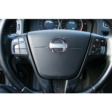 Volvo V60 2013,  1.6 diesel - Na sprzedaż za 23 600 zł - Piła - zdjęcie 11