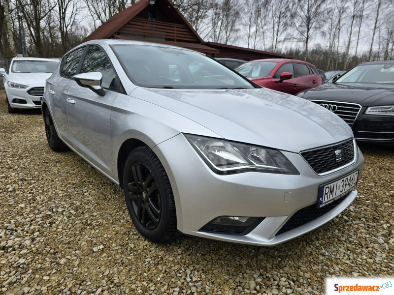 Seat Leon  Hatchback 2014,  1.2 benzyna - Na sprzedaż za 25 000 zł - Sosnowiec
