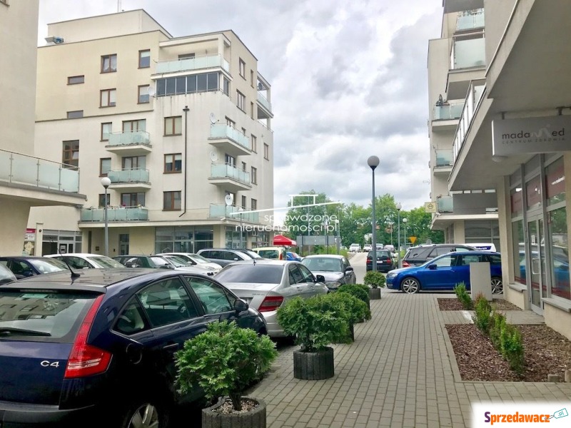 Lokal użytkowy w centrum Piase...