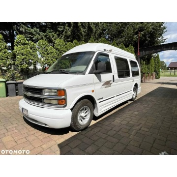 Chevrolet Express - Prosto z Japonii