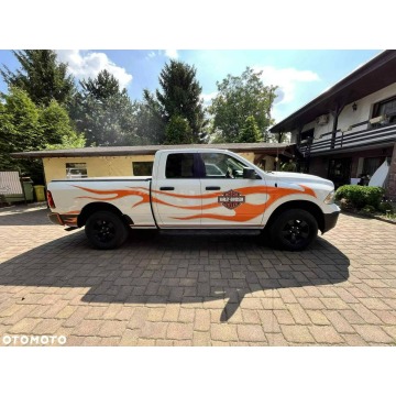 Dodge RAM 2018,  36.0 benzyna, automat - Na sprzedaż za 80 000 zł - Gizałki - zdjęcie 4